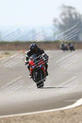 media/Sep-20-2025-TrackDaz (Sat) [[27f0cde673]]/C Group/240pm (Turn 9)/